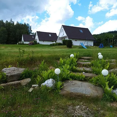 Pod Skalnikiem * Leszczyniec